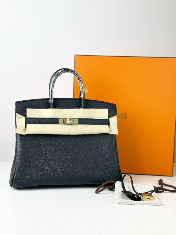 HERMES BIRKIN 25 NOIR HANDBAG PERMABRASS HARDWARE