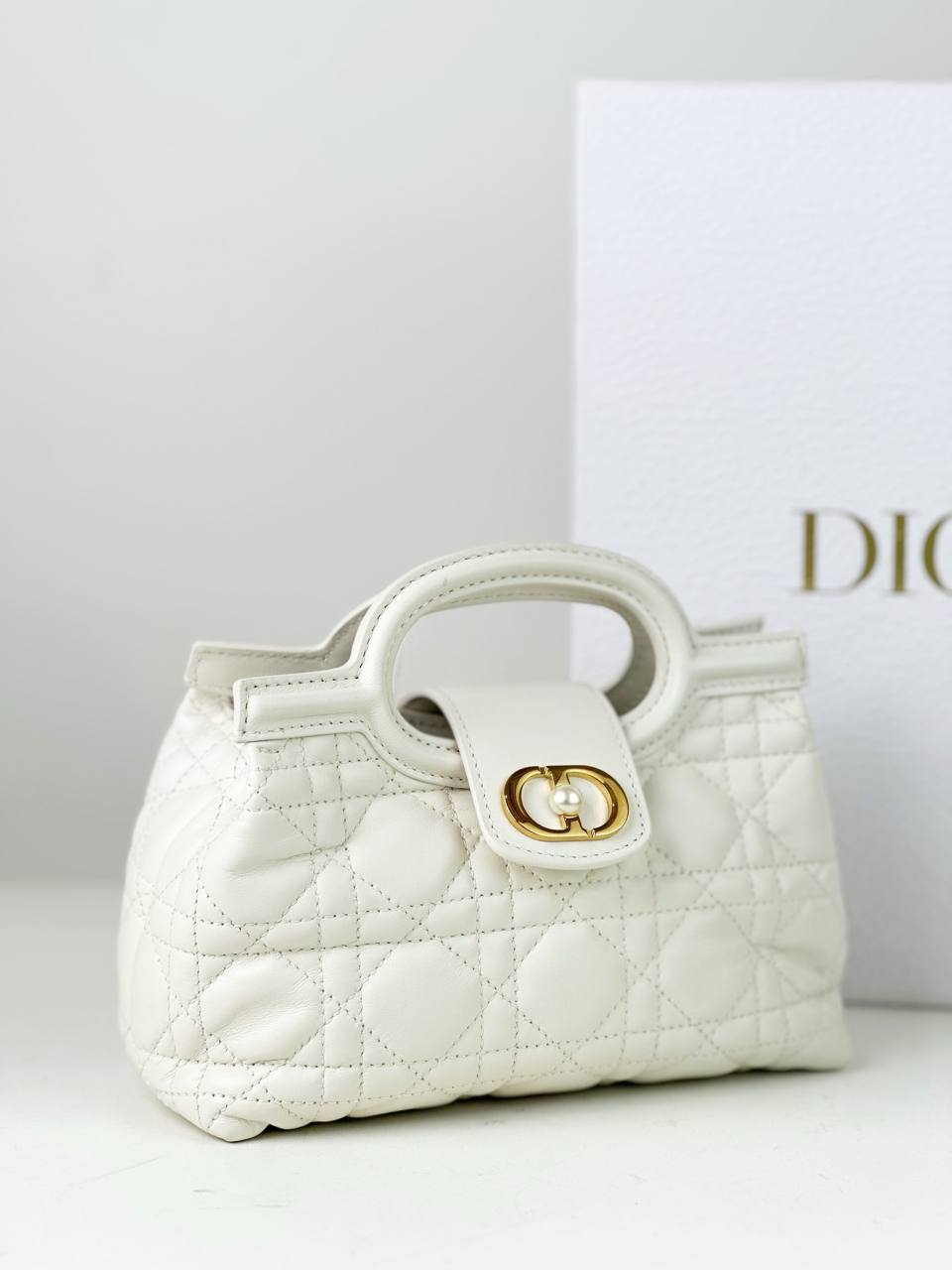 DIOR JOLIE WHITE CANNAGE HANDBAG WITH STRAP