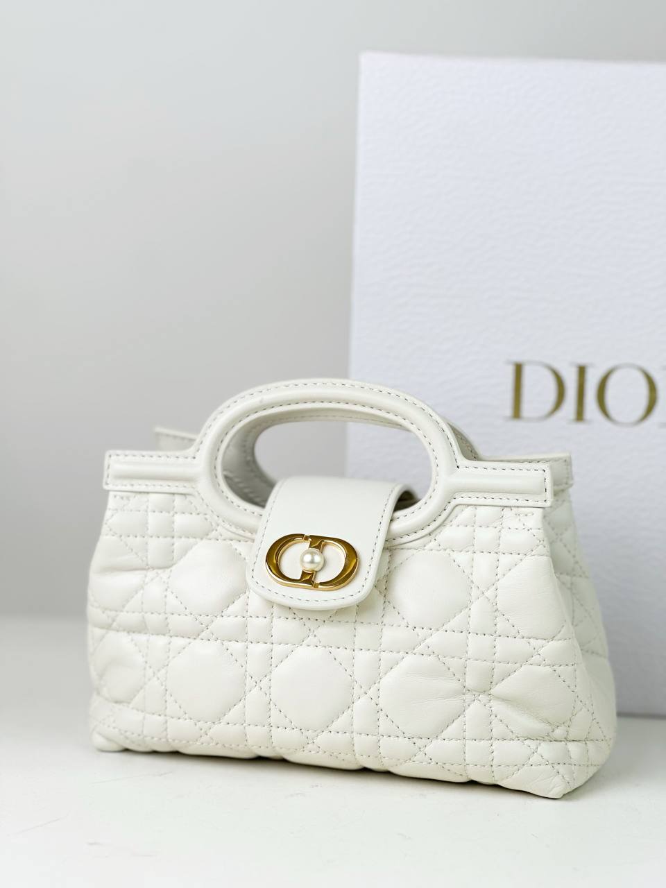 DIOR JOLIE WHITE CANNAGE HANDBAG WITH STRAP