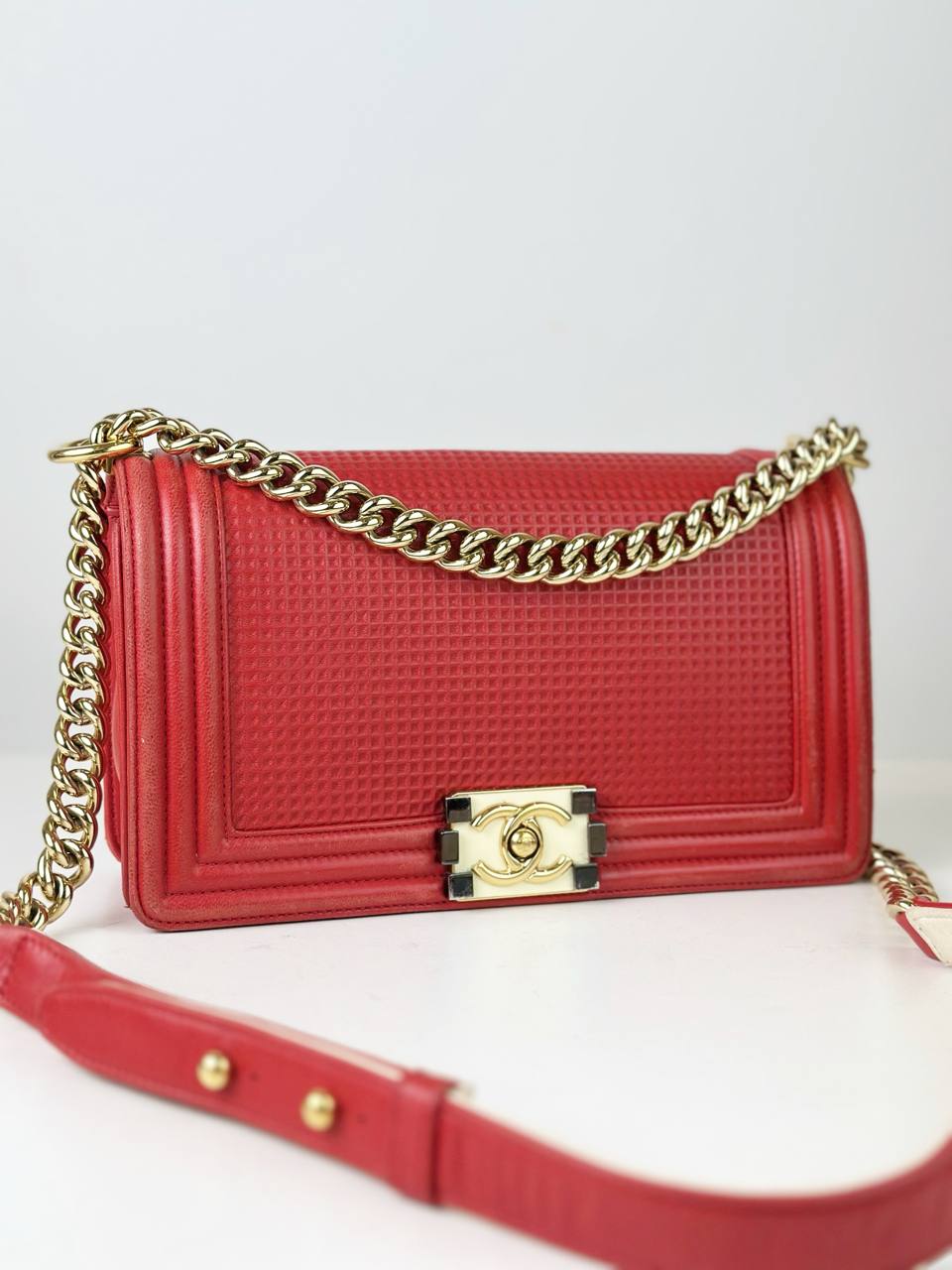 CHANEL LE BOY CUBE EMBOSSED RED MEDIUM FLAP SHOULDER BAG
