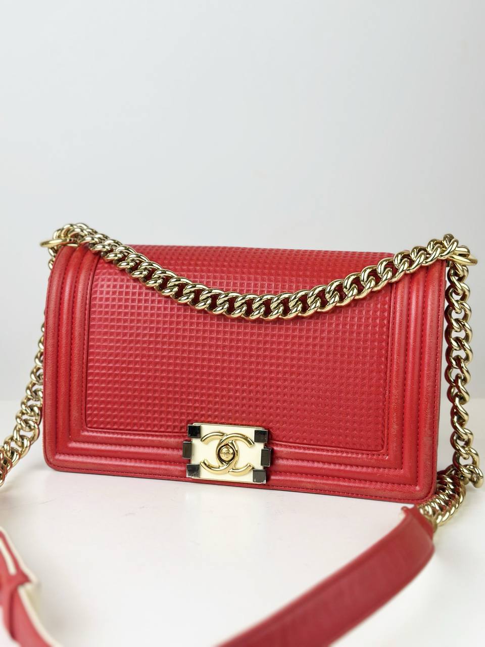CHANEL LE BOY CUBE EMBOSSED RED MEDIUM FLAP SHOULDER BAG