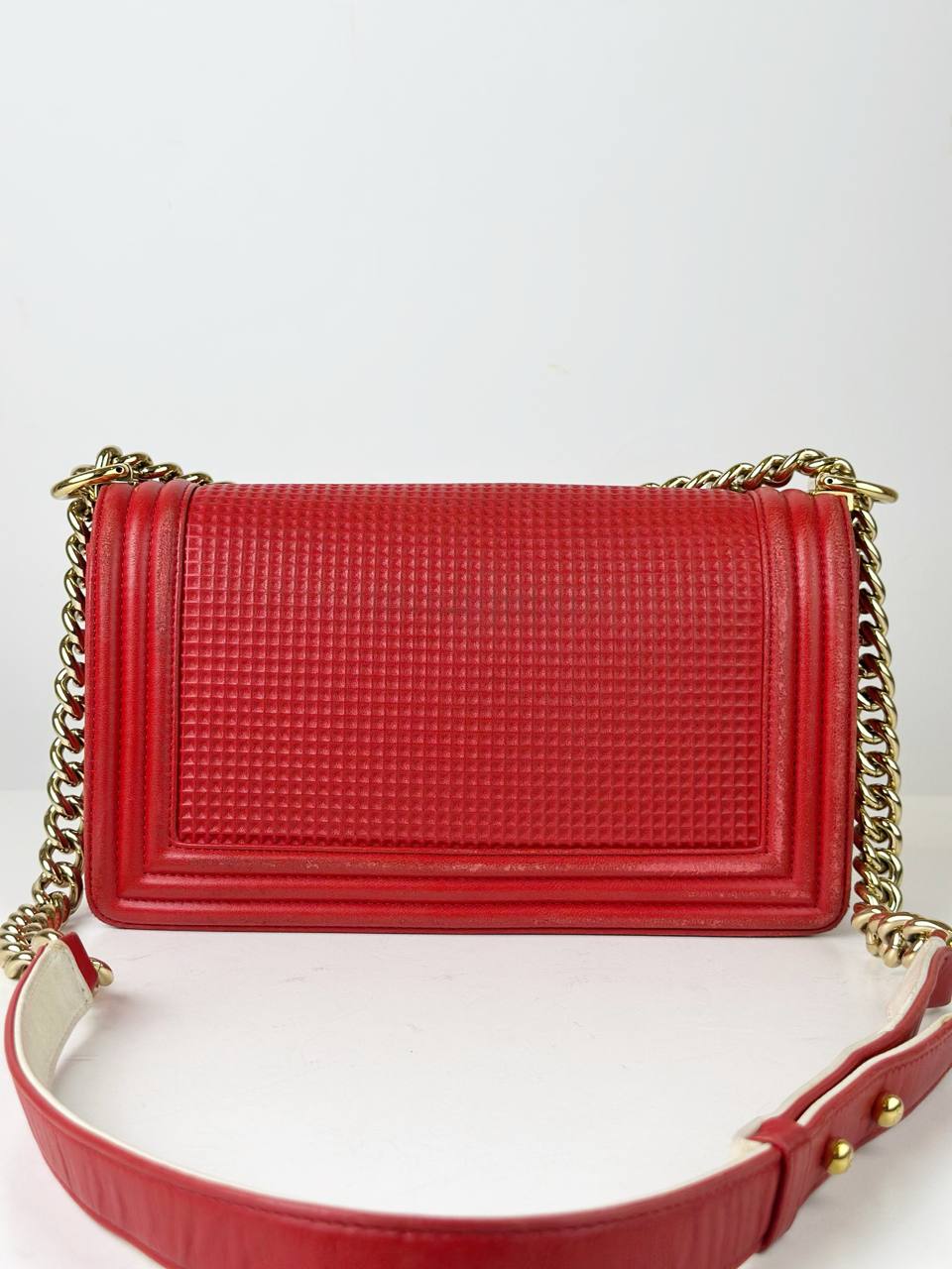 CHANEL LE BOY CUBE EMBOSSED RED MEDIUM FLAP SHOULDER BAG