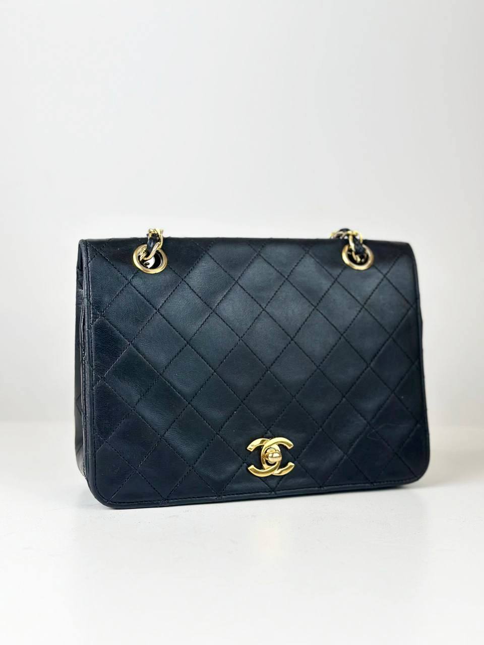 CHANEL CC QUILTED FLAP SHOULDER BAG