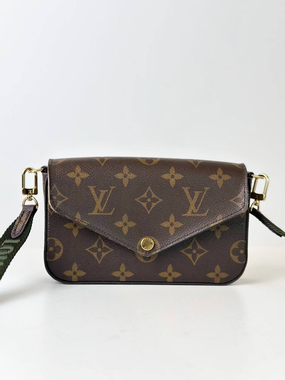 LOUIS VUITTON FELICIE STRAP AND GO MONOGRAM CROSSBODY BAG
