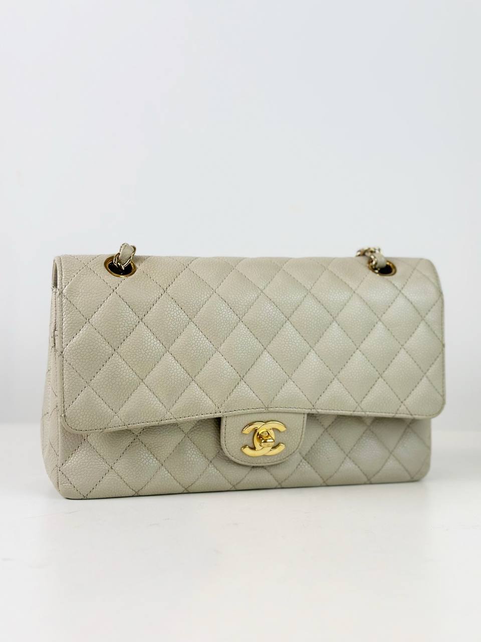 CHANEL CLASSIC FLAP CAVIAR GREY MEDIUM SHOULDER BAG GHW