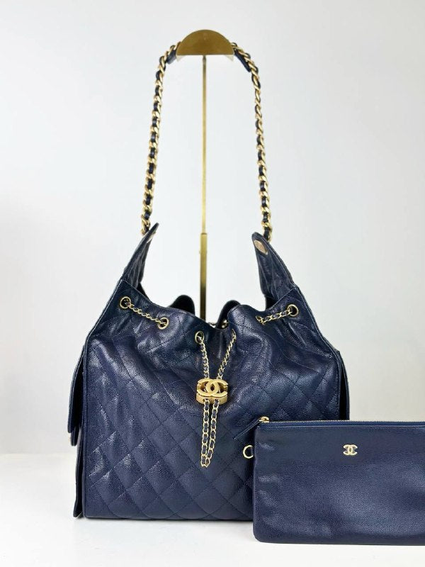 CHANEL 25 CAVIAR NAVY BLUE HOBO SHOULDER BAG