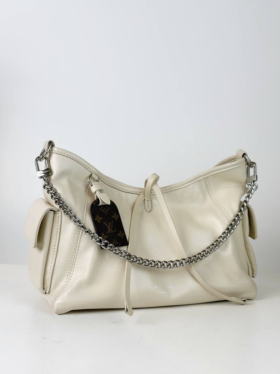LOUIS VUITTON CARRYALL CARGO VIBE PM WHITE CROSSBODY BAG