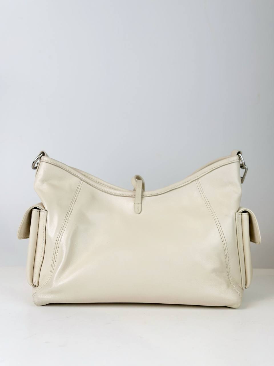 LOUIS VUITTON CARRYALL CARGO VIBE PM WHITE CROSSBODY BAG