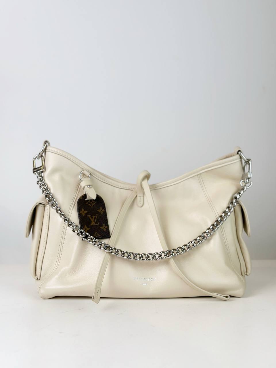 LOUIS VUITTON CARRYALL CARGO VIBE PM WHITE CROSSBODY BAG
