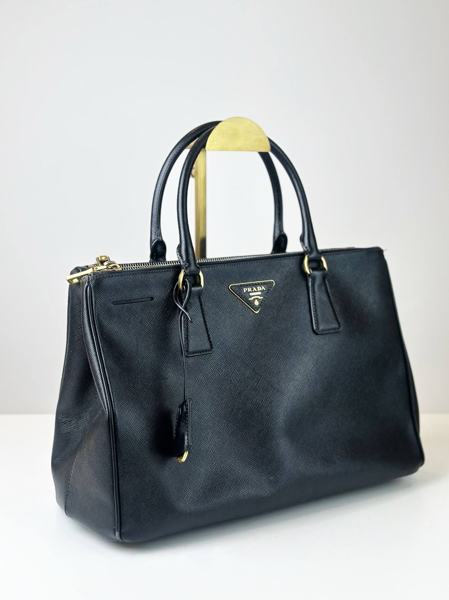 PRADA GALLERIA SAFFIANO LEATHER MEDIUM BLACK TOP HANDLE BAG