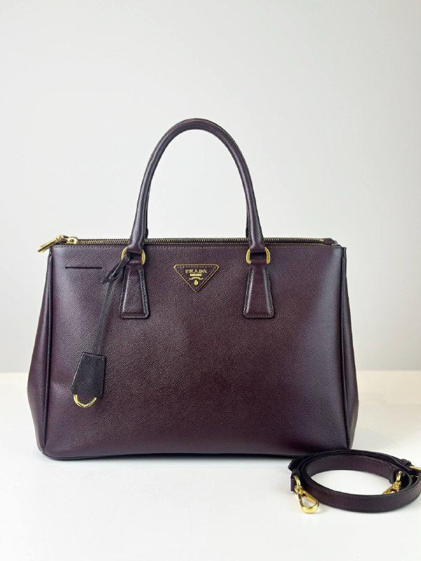 PRADA GALLERIA SAFFIANO LEATHER MEDIUM BURGUNDY TOP HANDLE BAG WITH STRAP