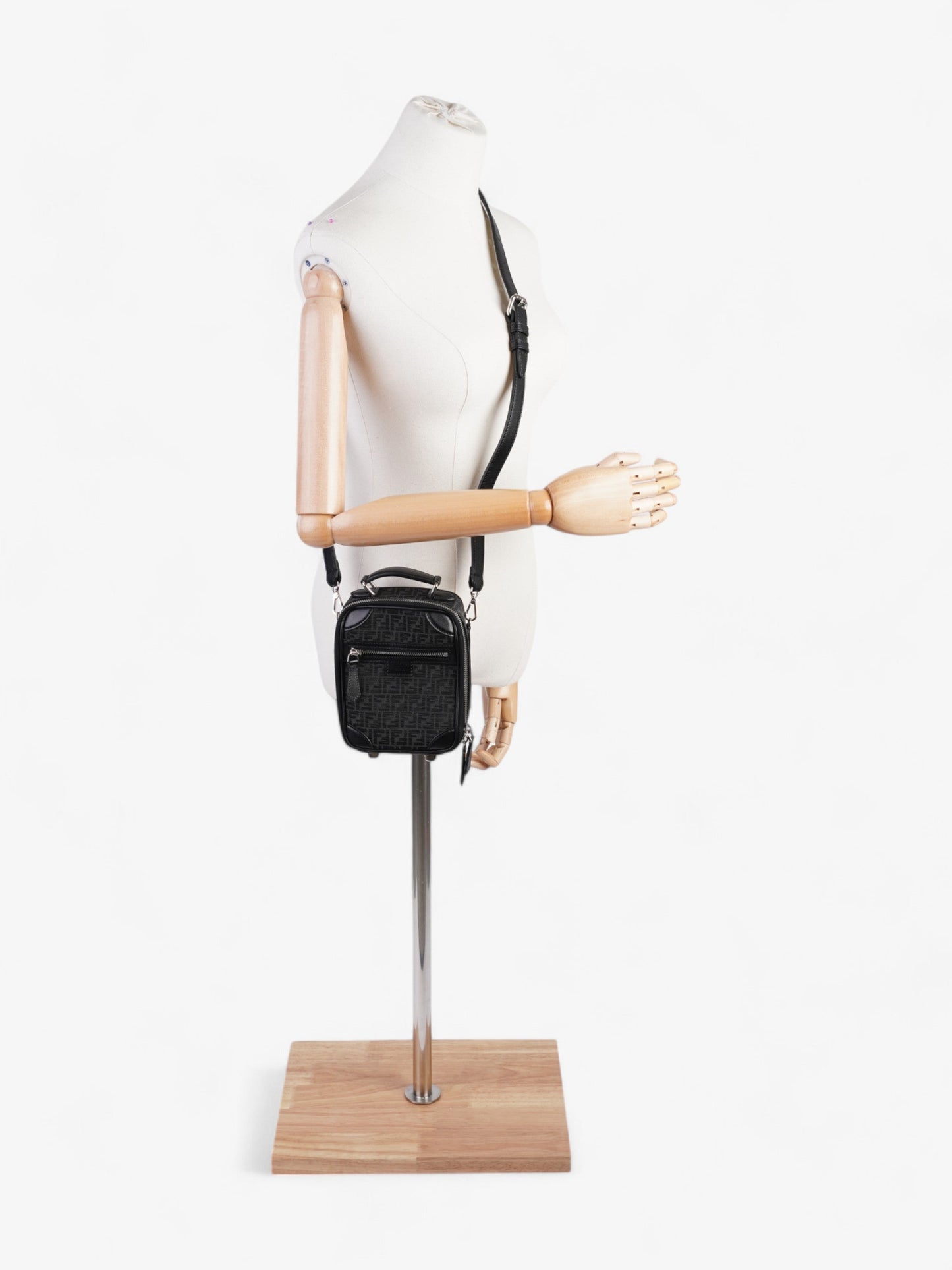 Fendi Roll Handbag - Ewore Bags