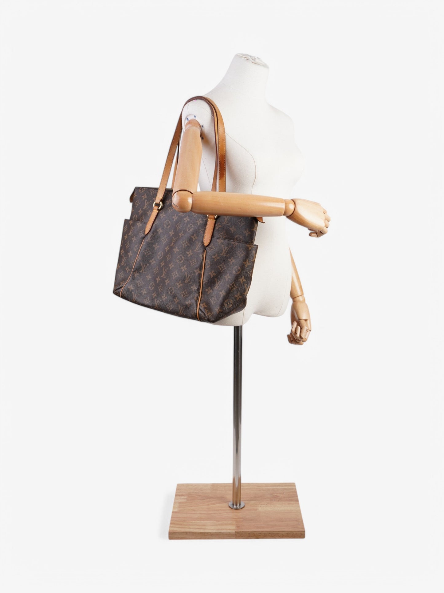 Louis Vuitton Totally MM Monogram Coated Canvas MM