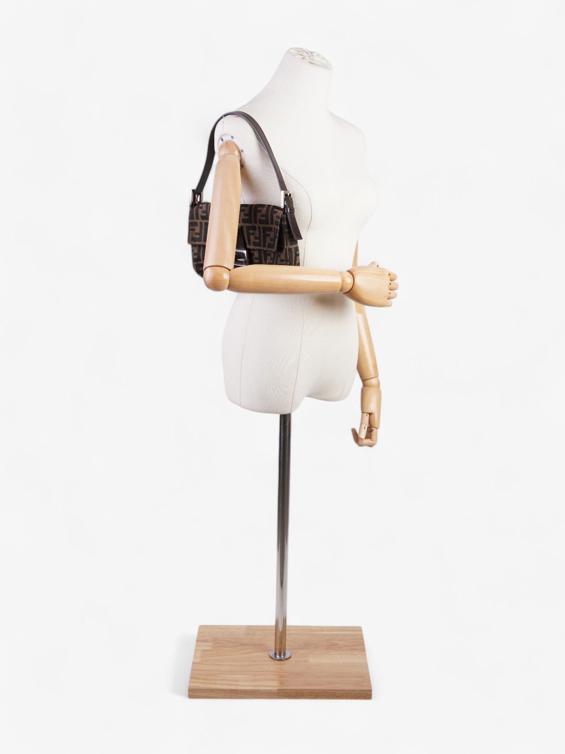 Fendi Baguette Shoulder Bag - Ewore Bags