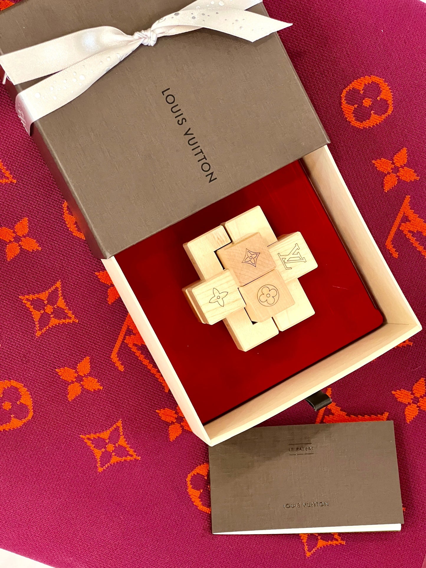 LOUIS VUITTON LE PATEKI WOOD CUBE PUZZLE