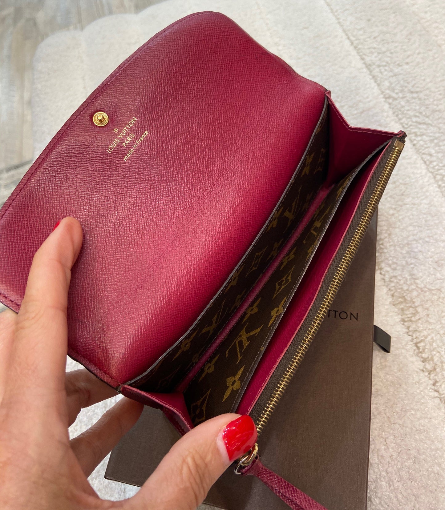 LOUIS VUITTON MONOGRAM EMILIE WALLET FUCHSIA