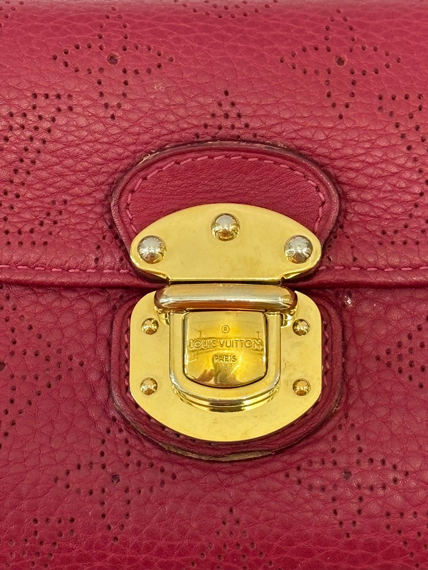 LOUIS VUITTON MAHINA LEATHER AMELIA WALLET