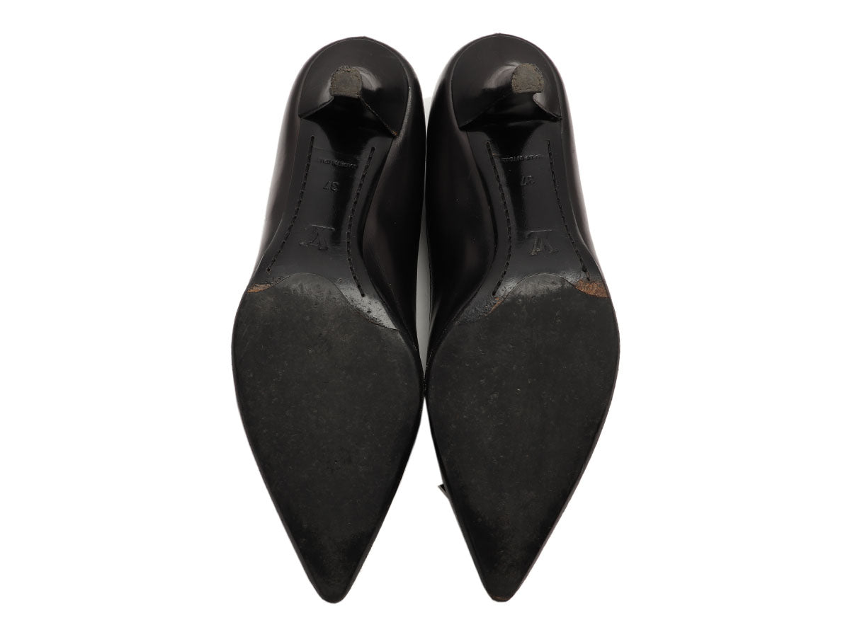 Louis Vuitton Black Leather Pumps