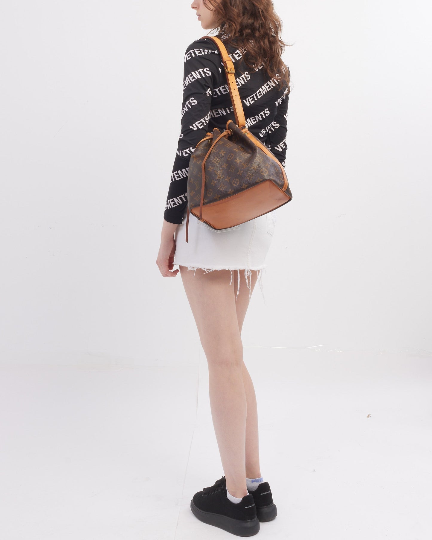 Louis Vuitton Monogram Petit Noé Bucket Bag