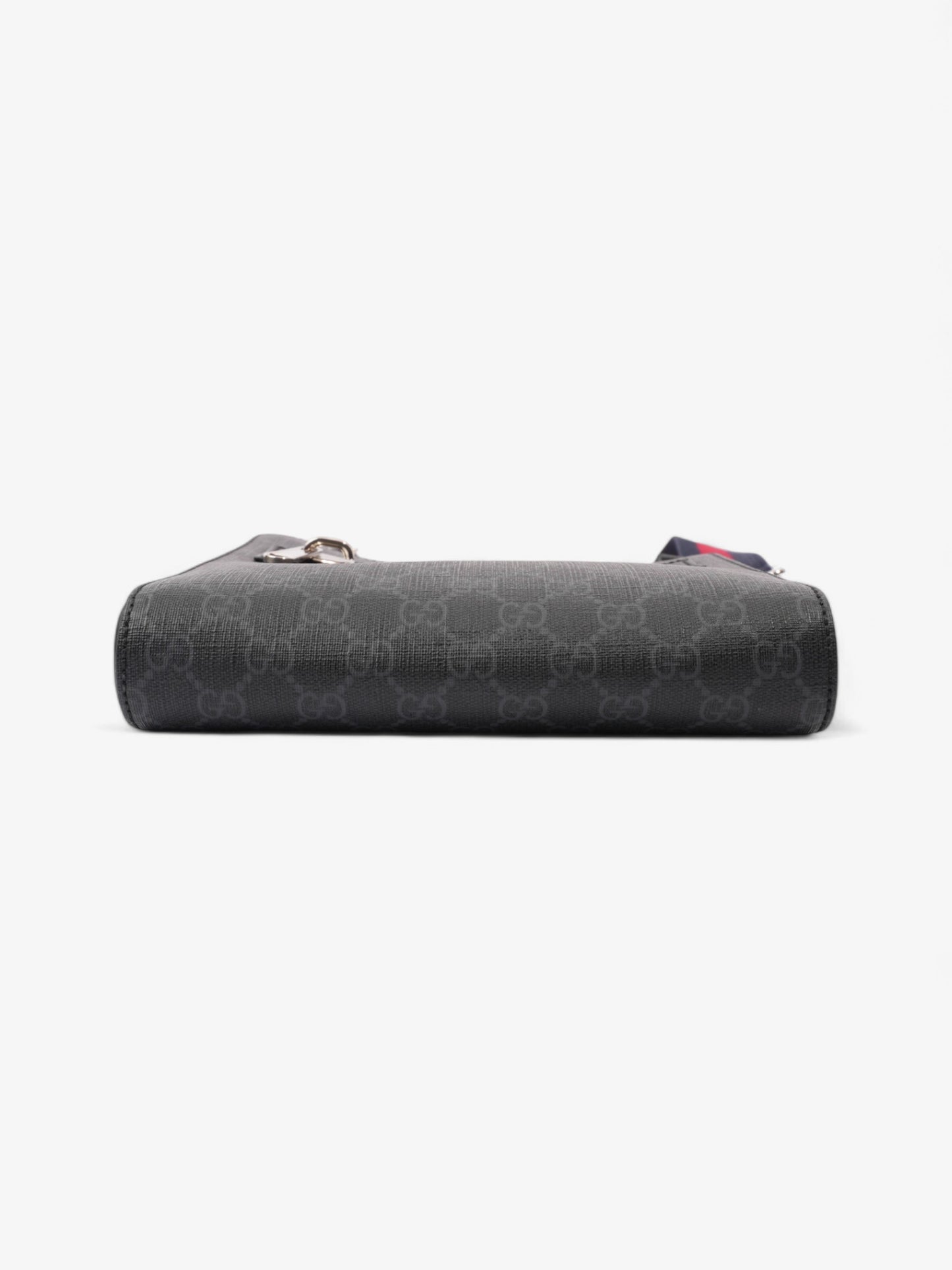 Gucci GG Messenger GG Supreme / Black Coated Canvas