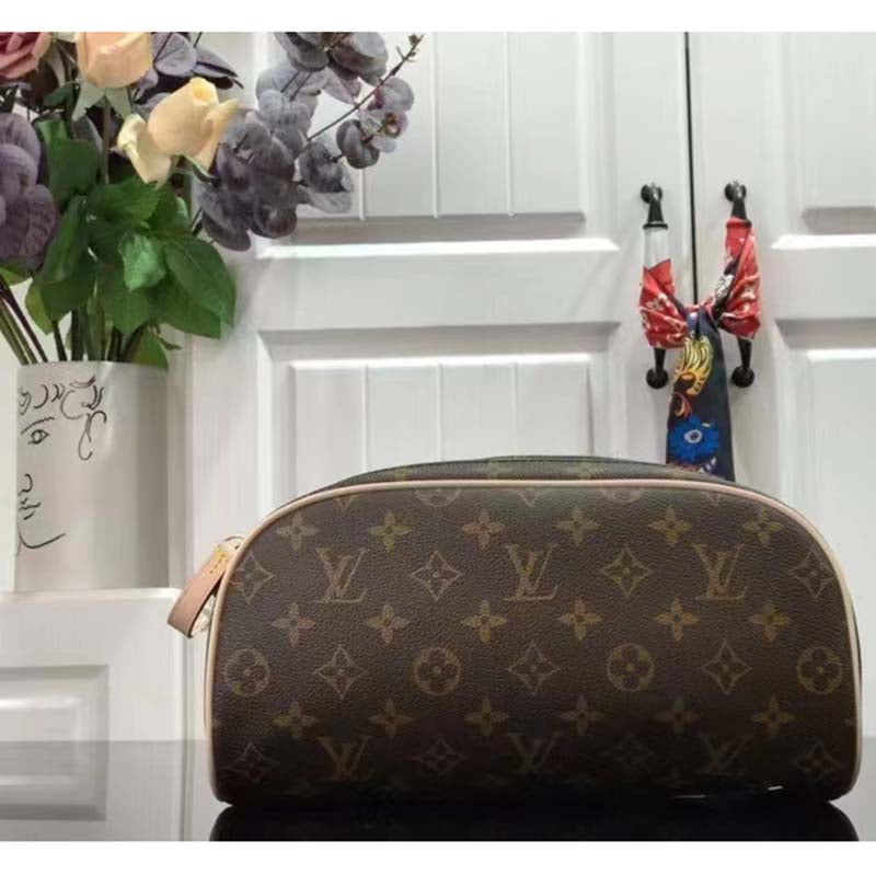 Louis Vuitton LV Unisex Dopp Kit Toilet Pouch Brown Monogram Coated Canvas Clutch