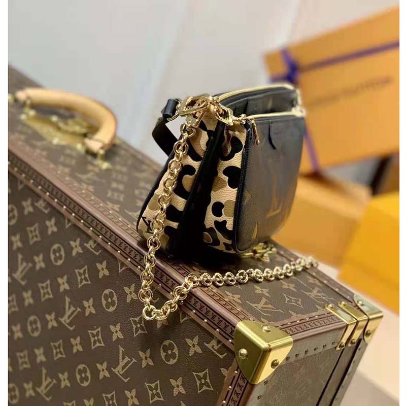 Louis Vuitton LV Women Multi Pochette Accessoires Black Embossed Supple Grained Cowhide Leather Clutch