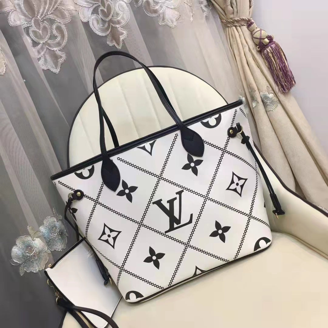 Louis Vuitton LV Women Neverfull MM Tote Crème Beige Grained Cowhide Leather