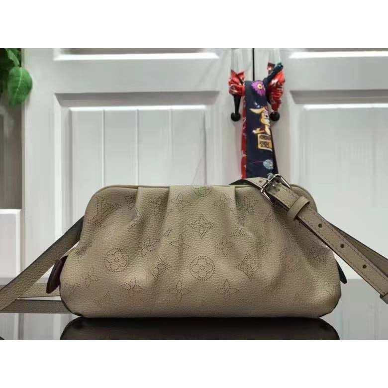 Louis Vuitton LV Women Scala Mini Pouch Coquille Mahina Perforated Calf Leather Clutch