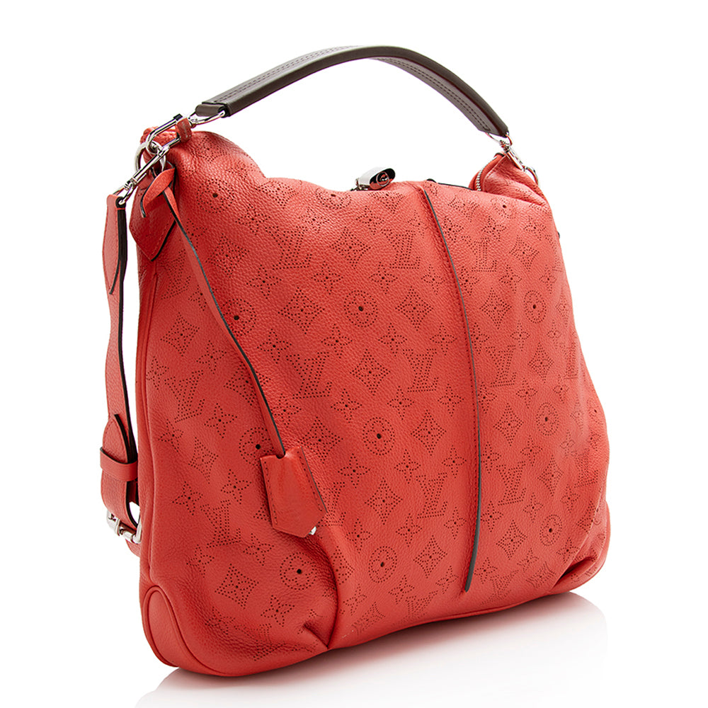 Louis Vuitton Mahina Leather Selene MM Shoulder Bag (SHF-22122)