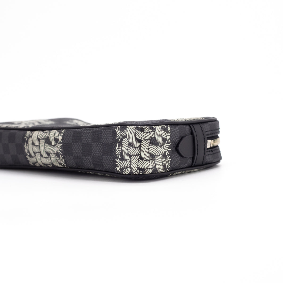 Louis Vuitton Pochette Volga Damier Graphite