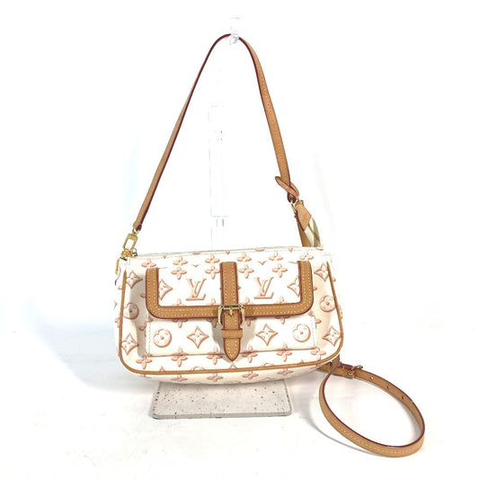LOUIS VUITTON Shoulder Bag Monogram canvas Beige type Monogram Maxi Pochette Accessory Women