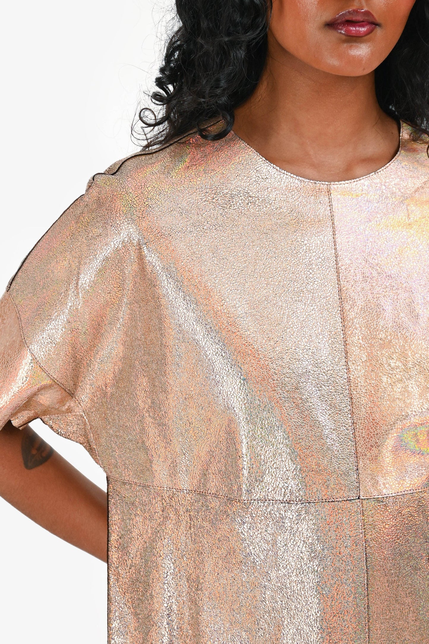 Gucci Pink Iridescent Leather Short Sleeves Shift Dress Size 38
