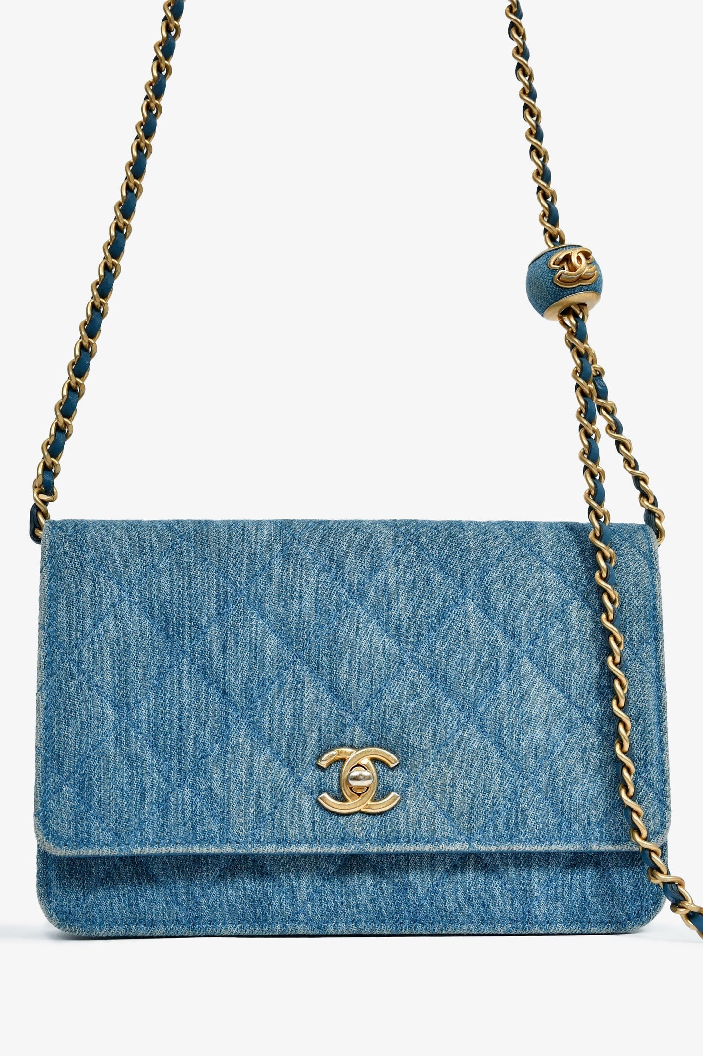 Chanel™ 2022 Blue Denim Wallet On Chain