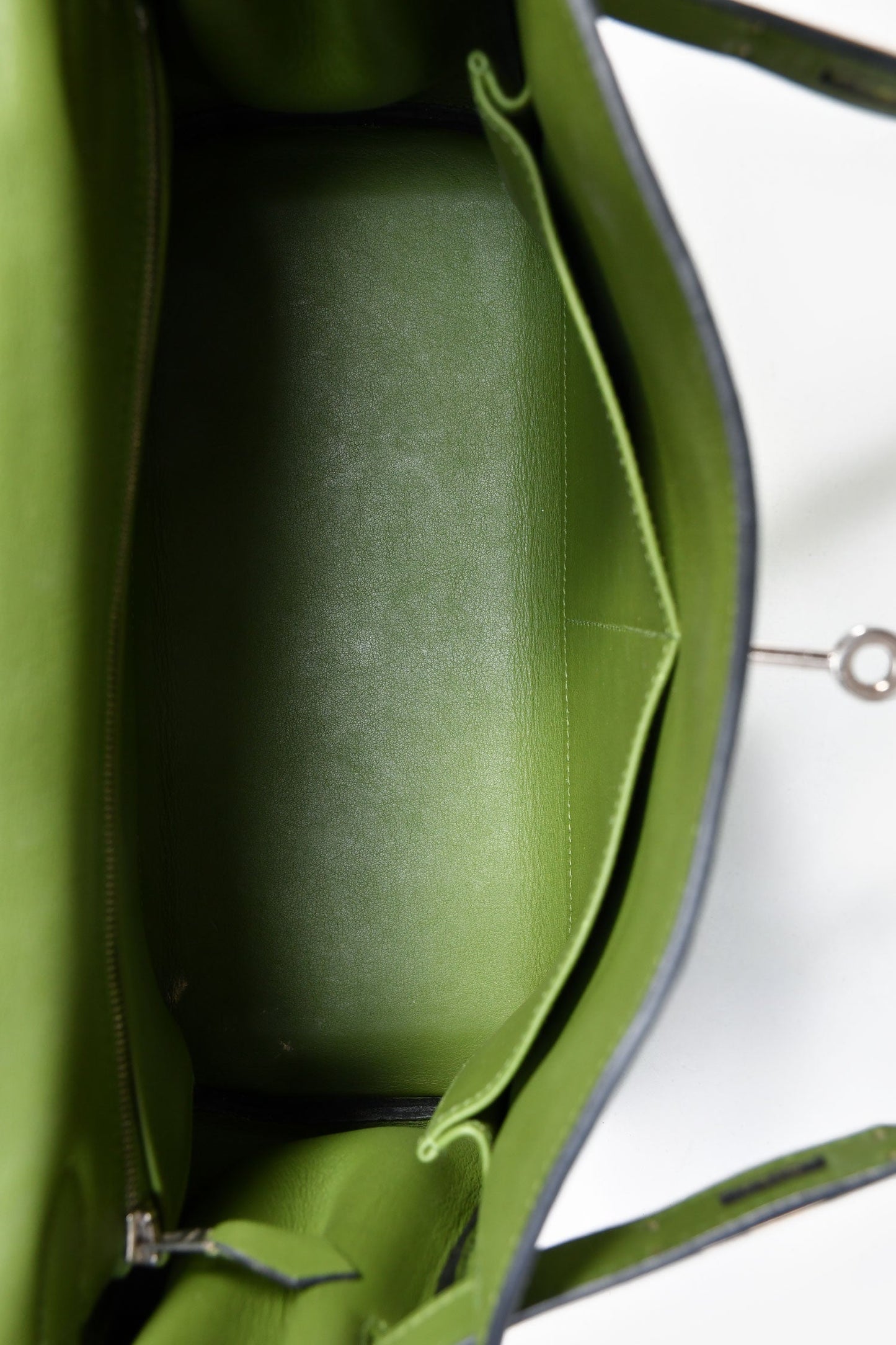 Hermès 2009 Green Pelouse Swift Leather Retourne Kelly 28