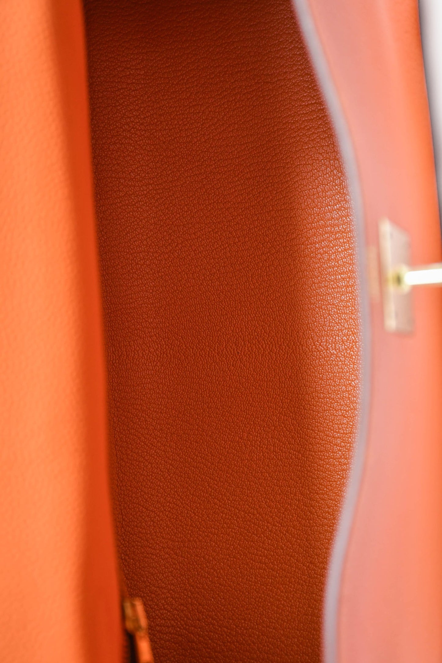 Hermès 2015 Orange Togo Leather Kelly 28 with Strap