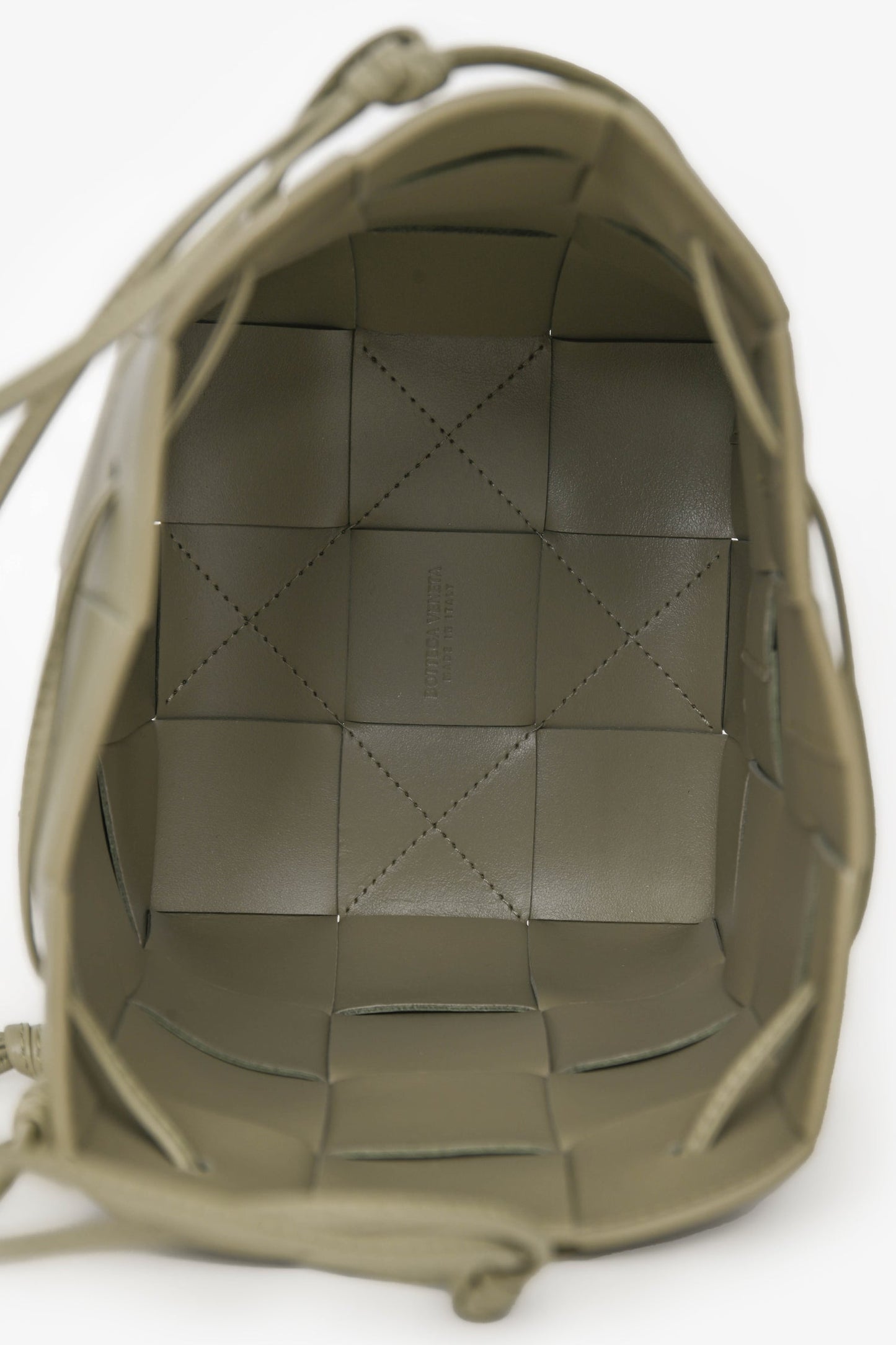 Bottega Veneta Green Intrecciato Small Cassette Bucket Bag