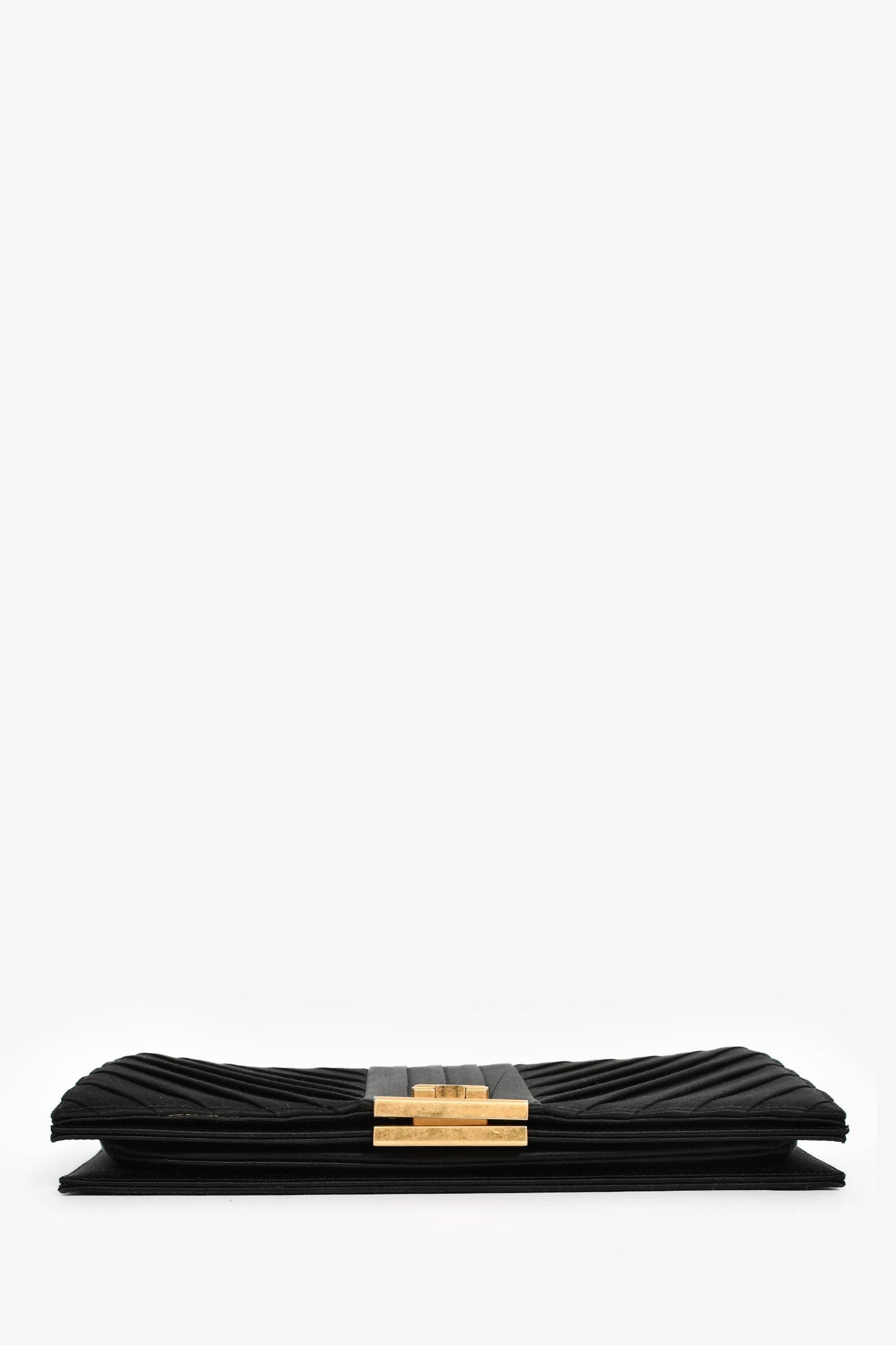 Chanel™ 2019 Black Silk Pleated CC Flip Lock Clutch