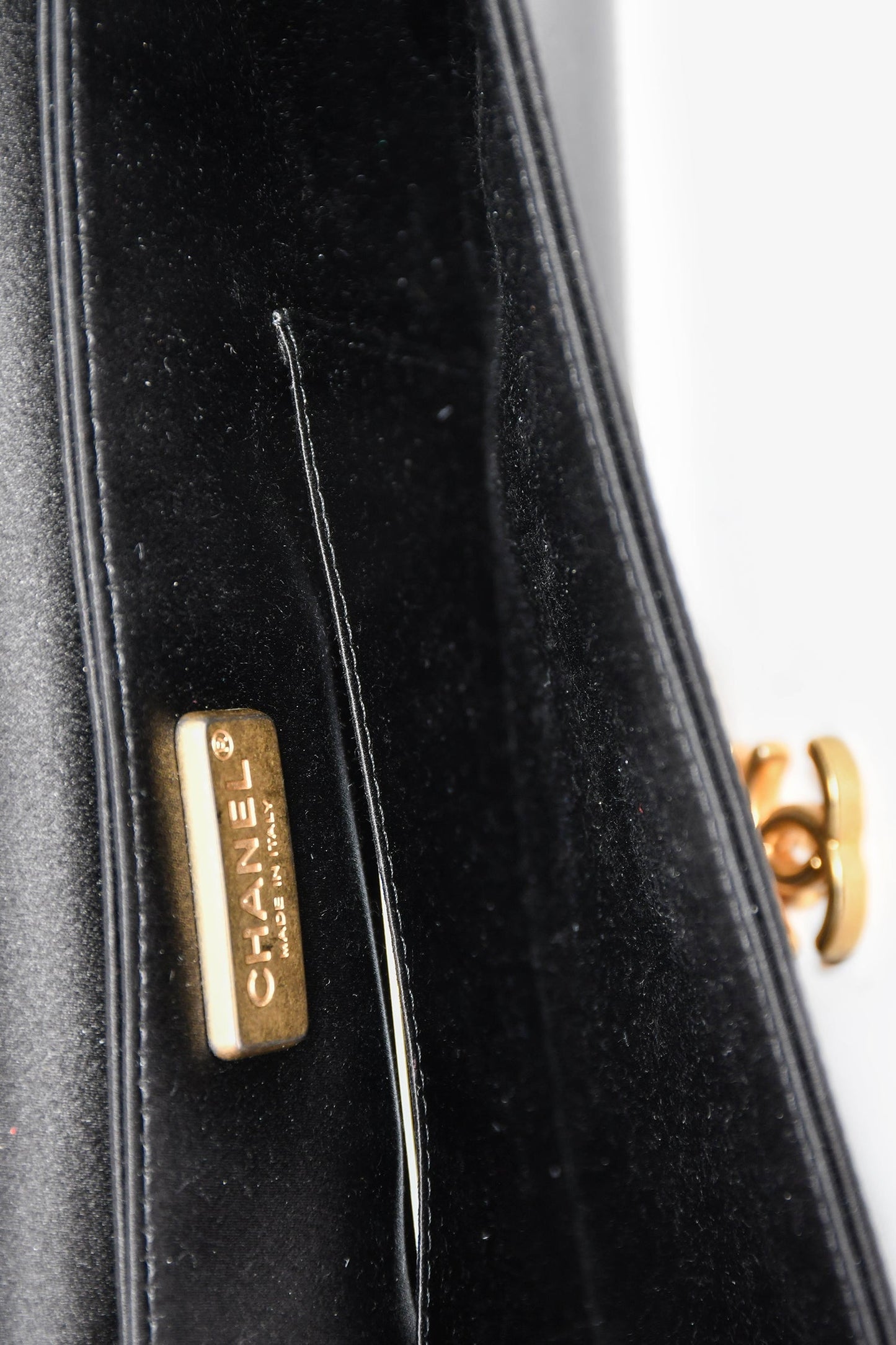 Chanel™ 2019 Black Silk Pleated CC Flip Lock Clutch