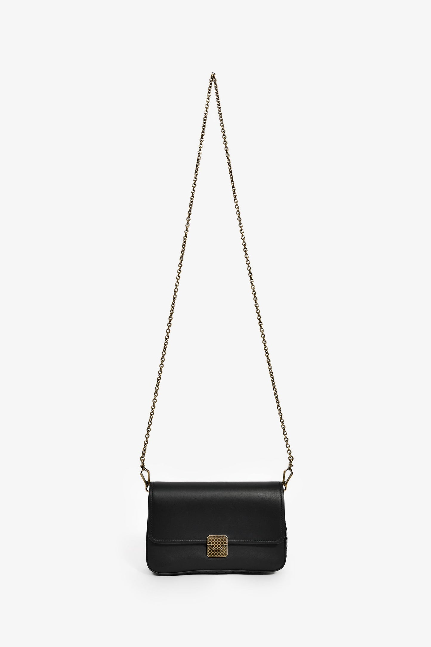 Bottega Veneta Black Leather Intrecciato Detail Wallet On Chain