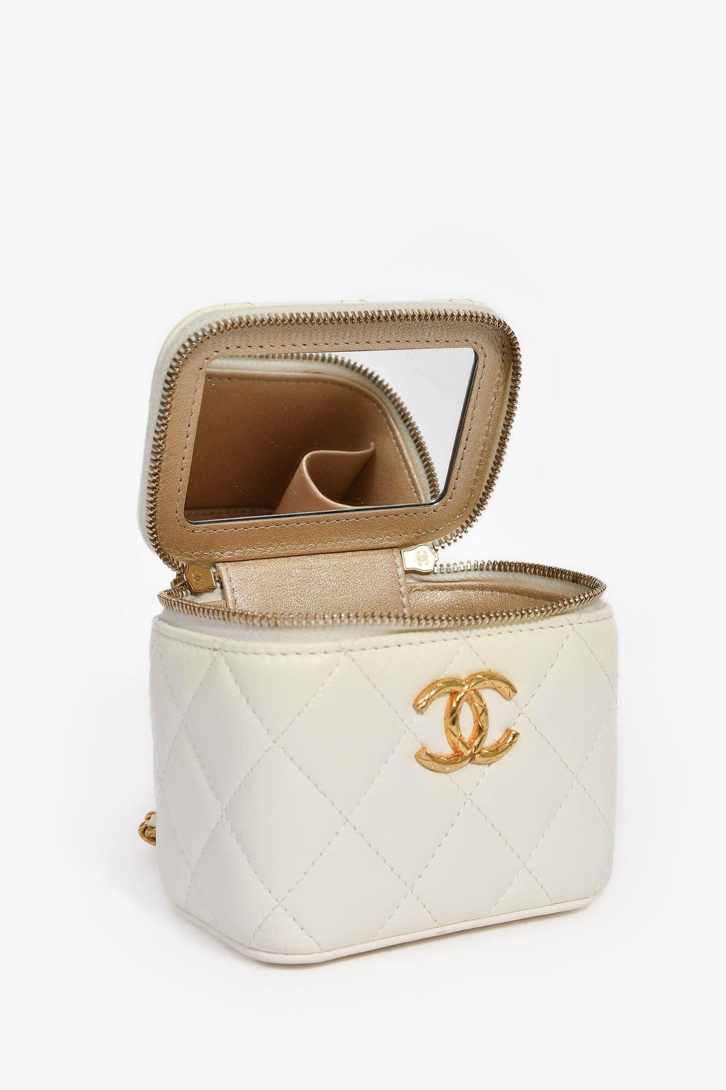 Chanel™ 2022 White Lambskin Mini Vanity On Chain