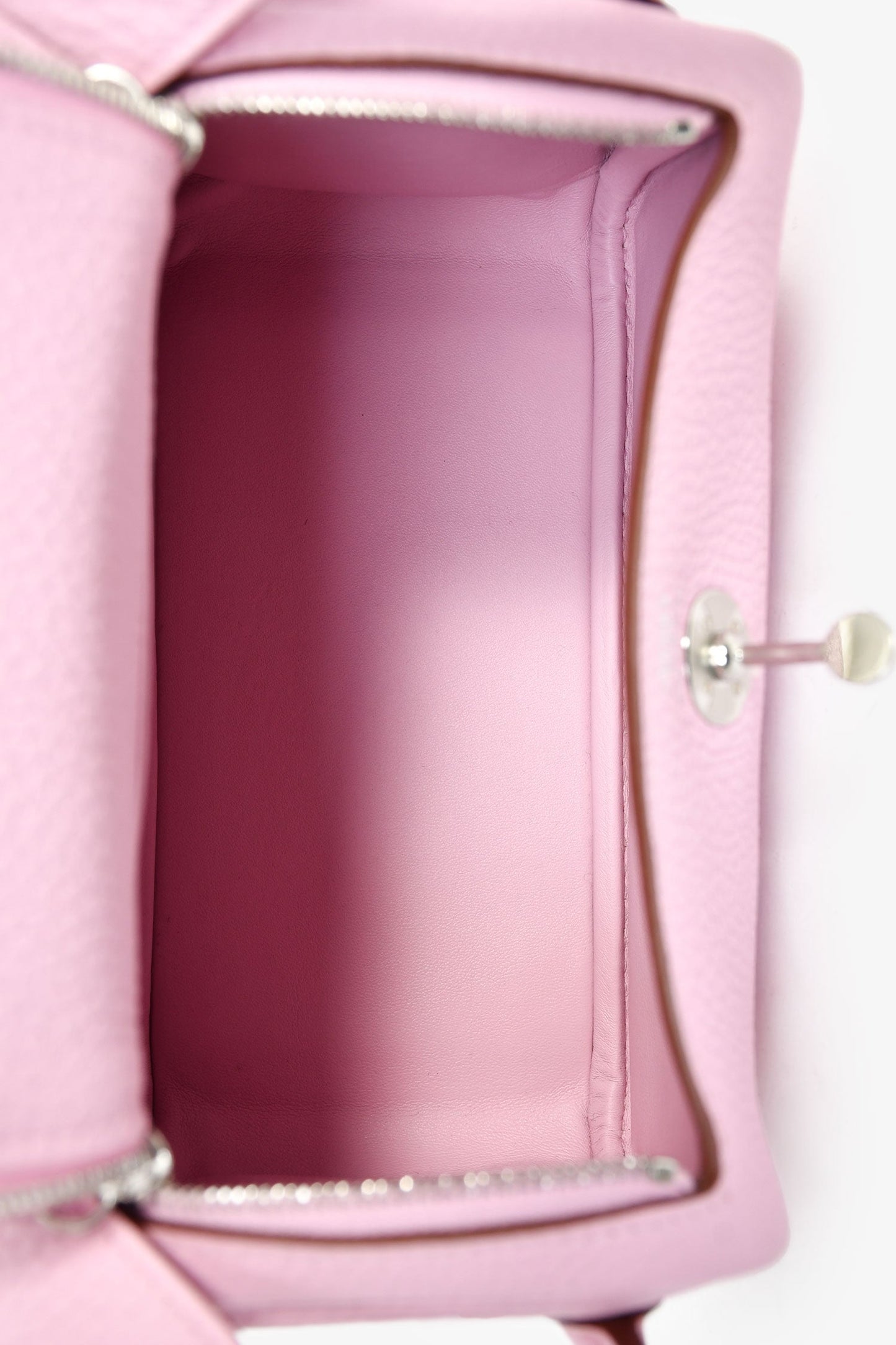 Hermès 2022 Mauve Sylvestre Clemence Leather Mini Lindy