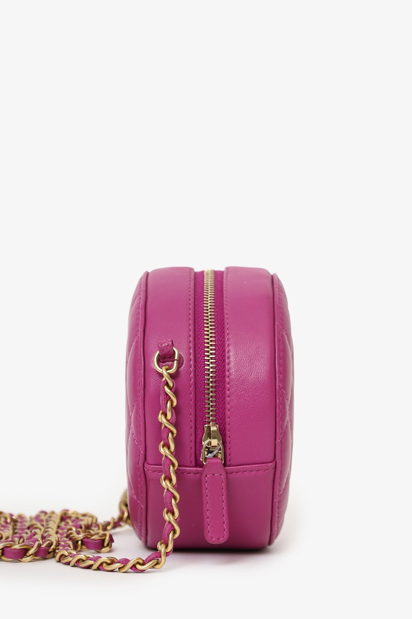 Chanel™ 2020 Pink Quilted Leather Pearl Crush Round Clutch Bag