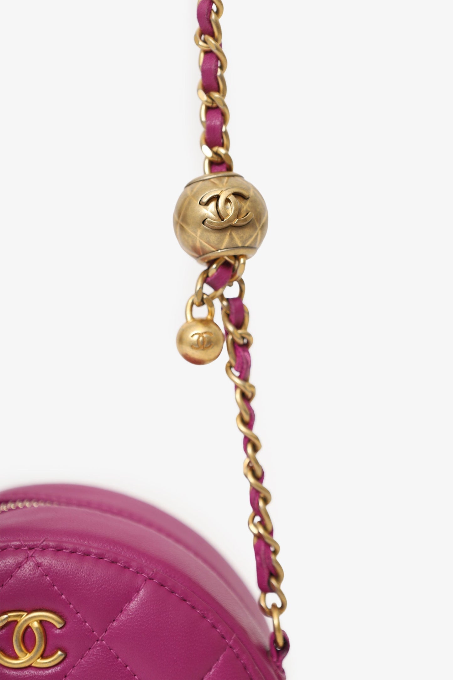 Chanel™ 2020 Pink Quilted Leather Pearl Crush Round Clutch Bag