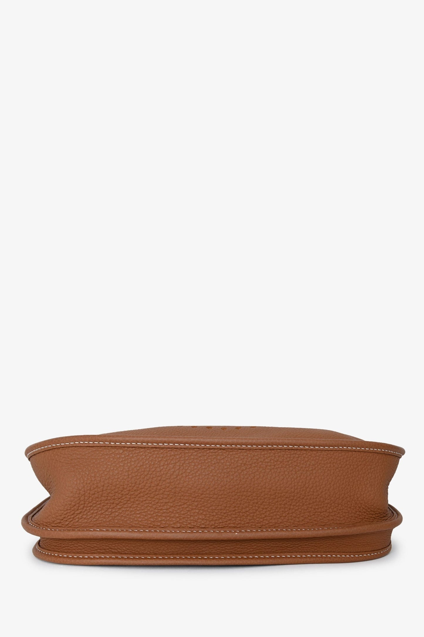 Hermès 2022 Gold Clemence Evelyne Pochette III 29