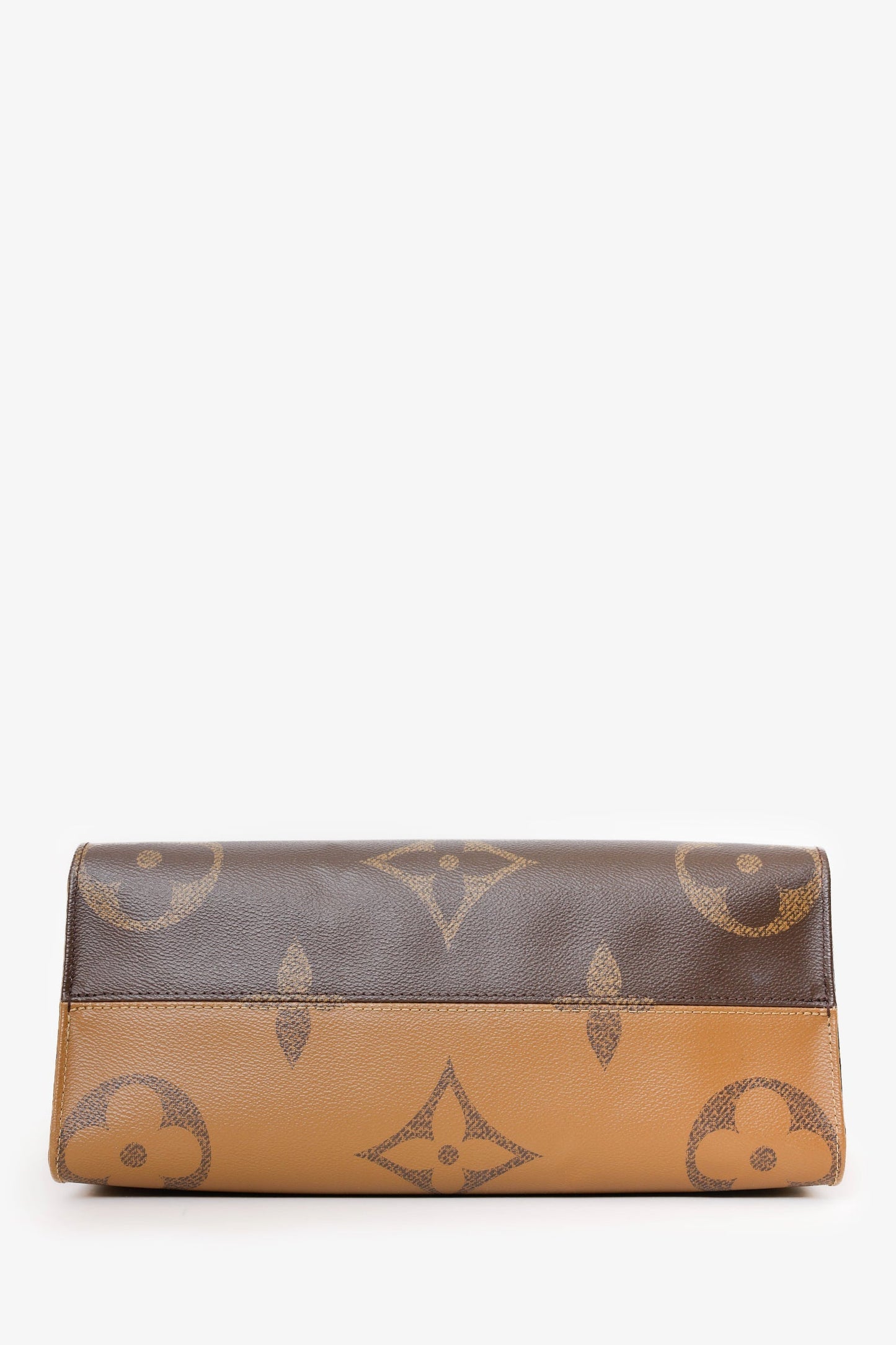 Louis Vuitton 2024 Monogram Giant Reverse 'OnTheGo' MM Tote
