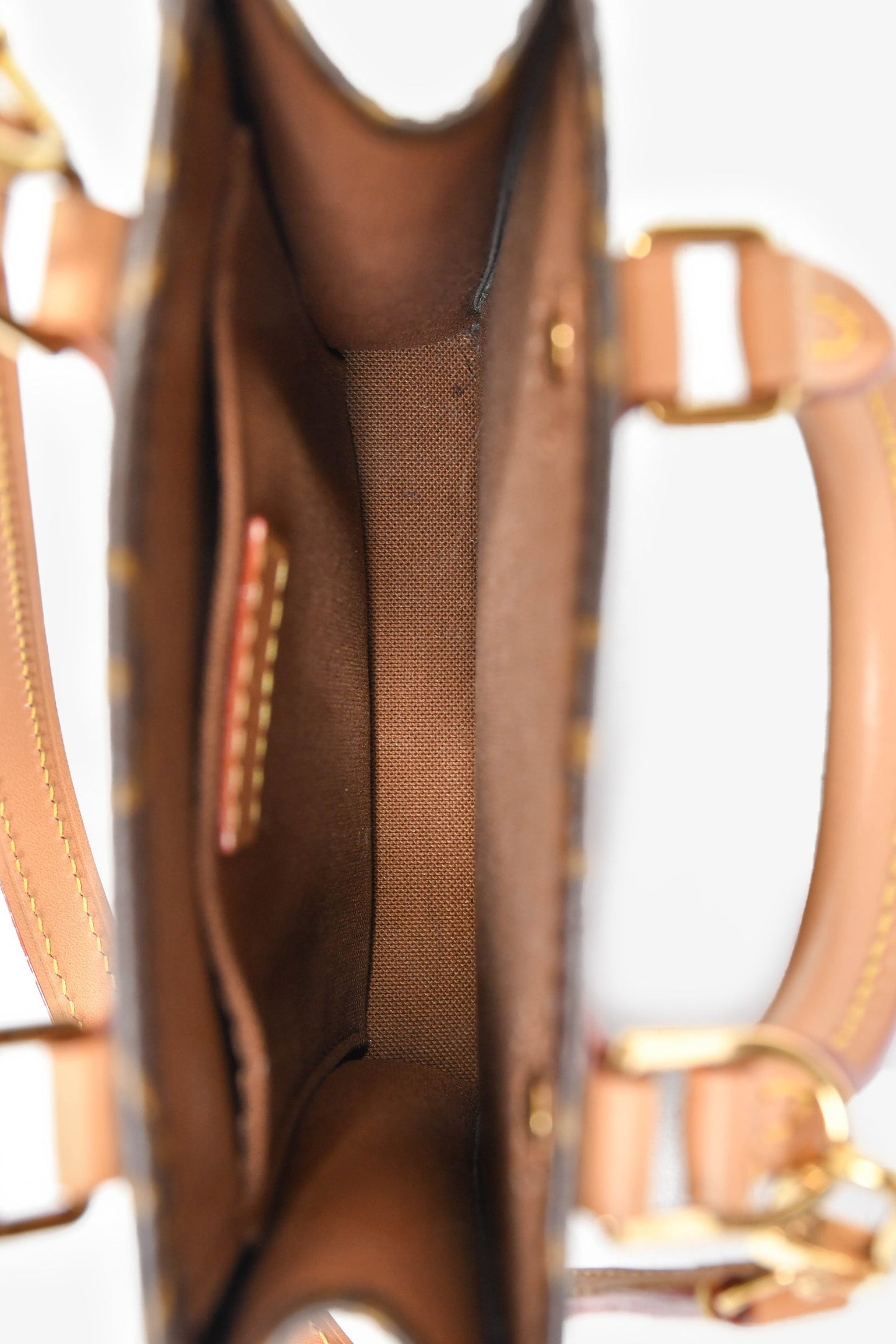 Louis Vuitton Monogram Petit Sac Plat