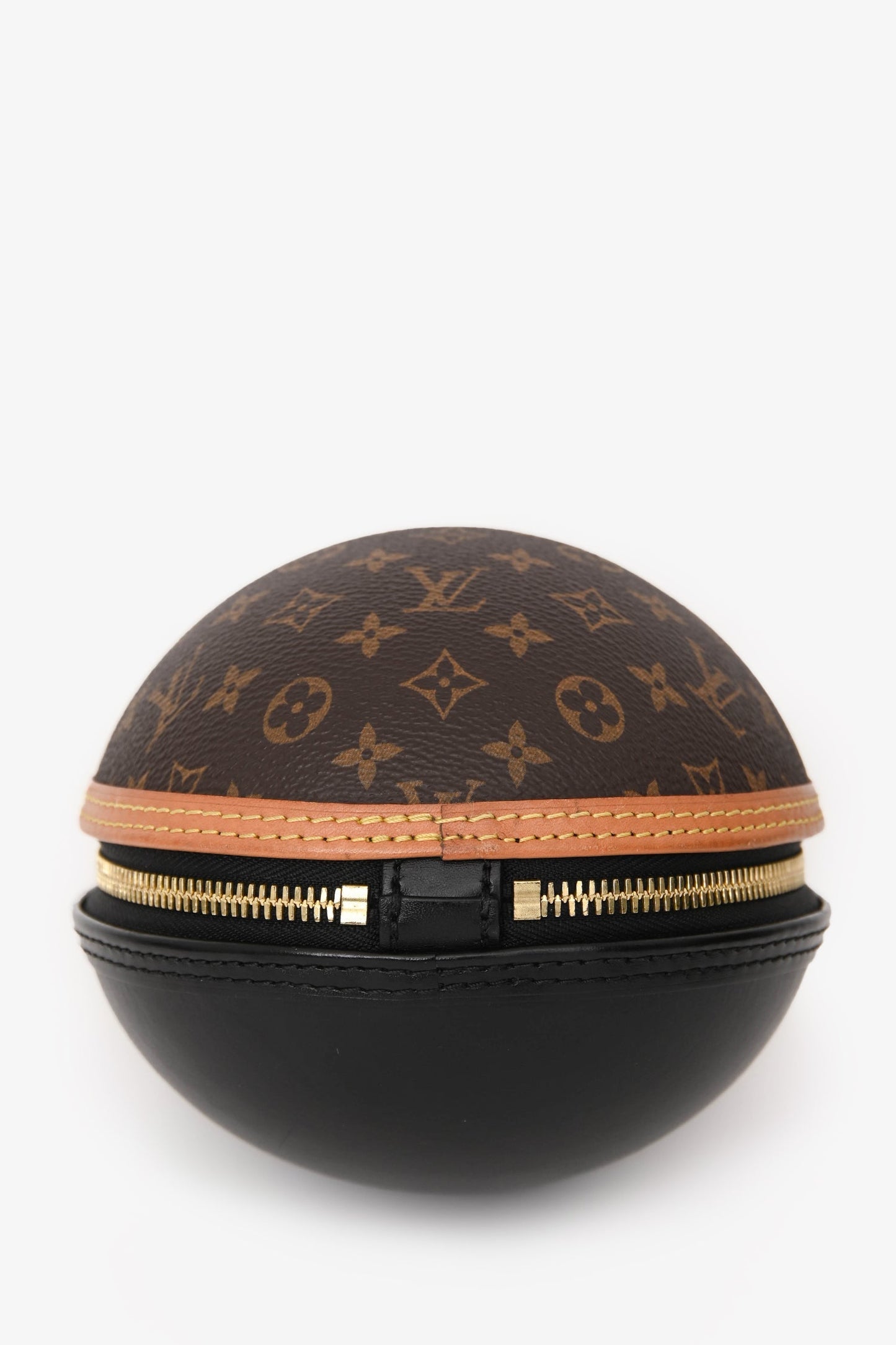 Louis Vuitton 2019 Brown Monogram Egg Top Handle With Strap