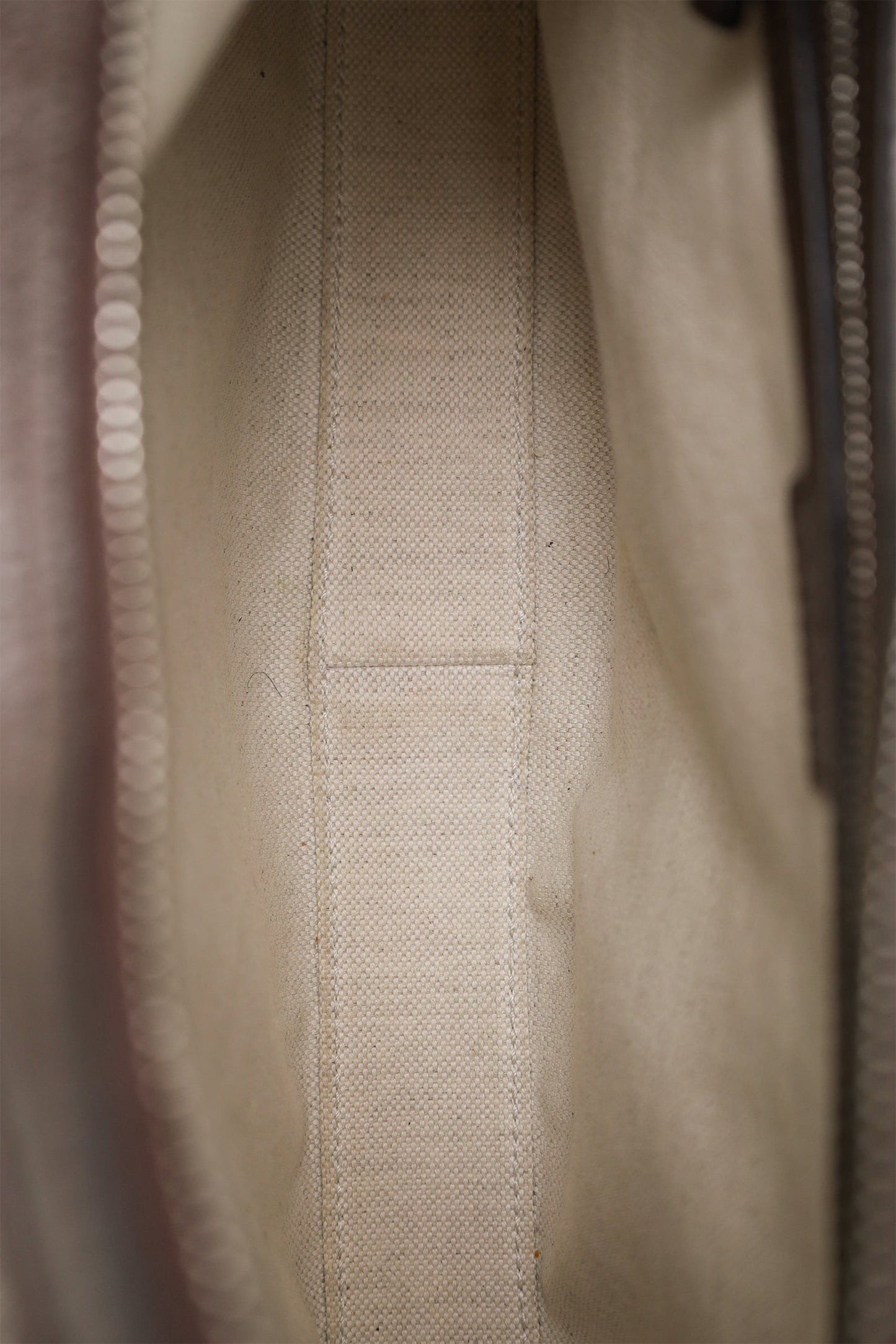 Gucci GG Canvas Supreme 'Attache' Medium Shoulder Bag With Two Straps