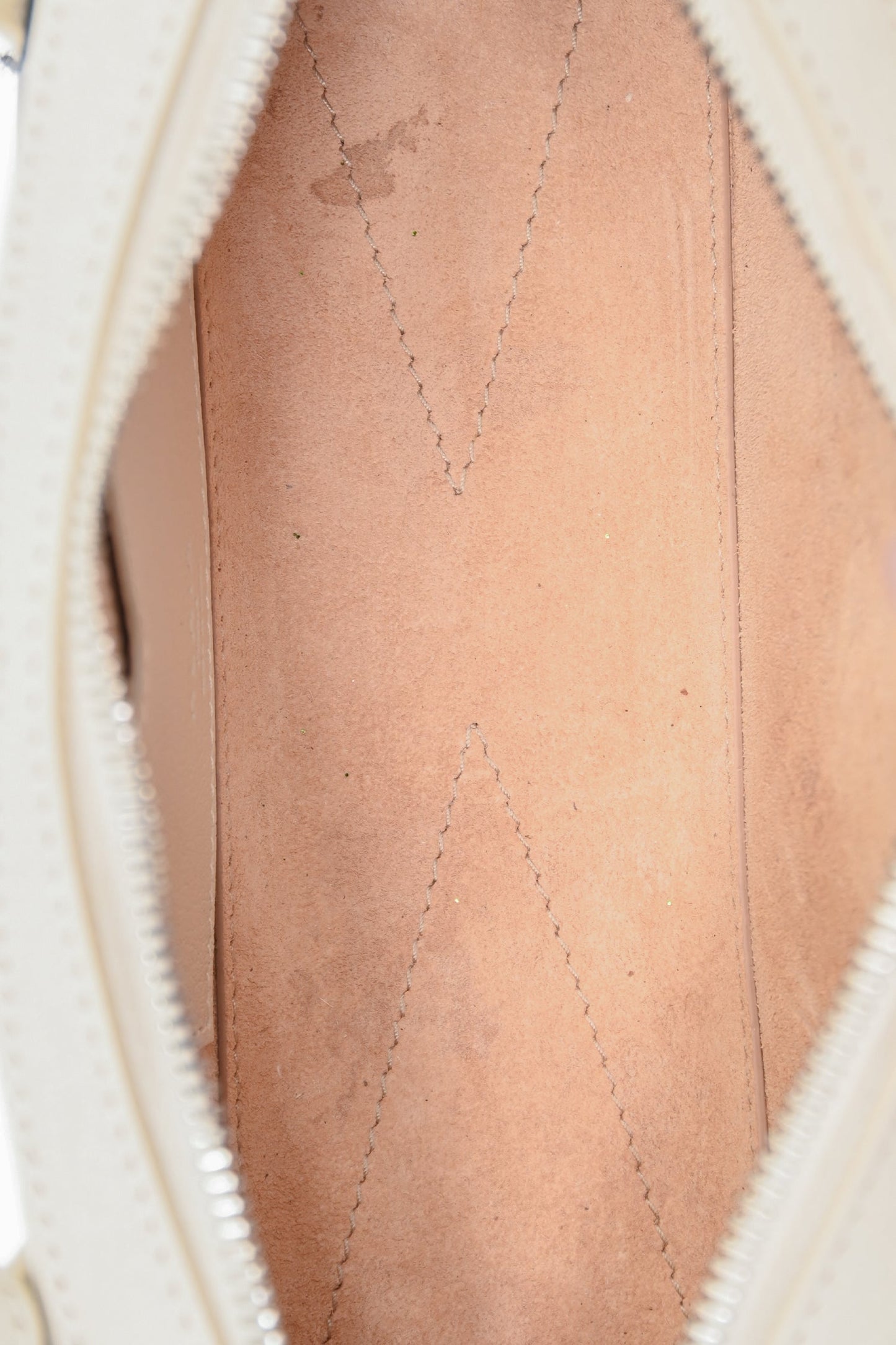 Alaïa Off-White 'Le Teckel' Small Bag