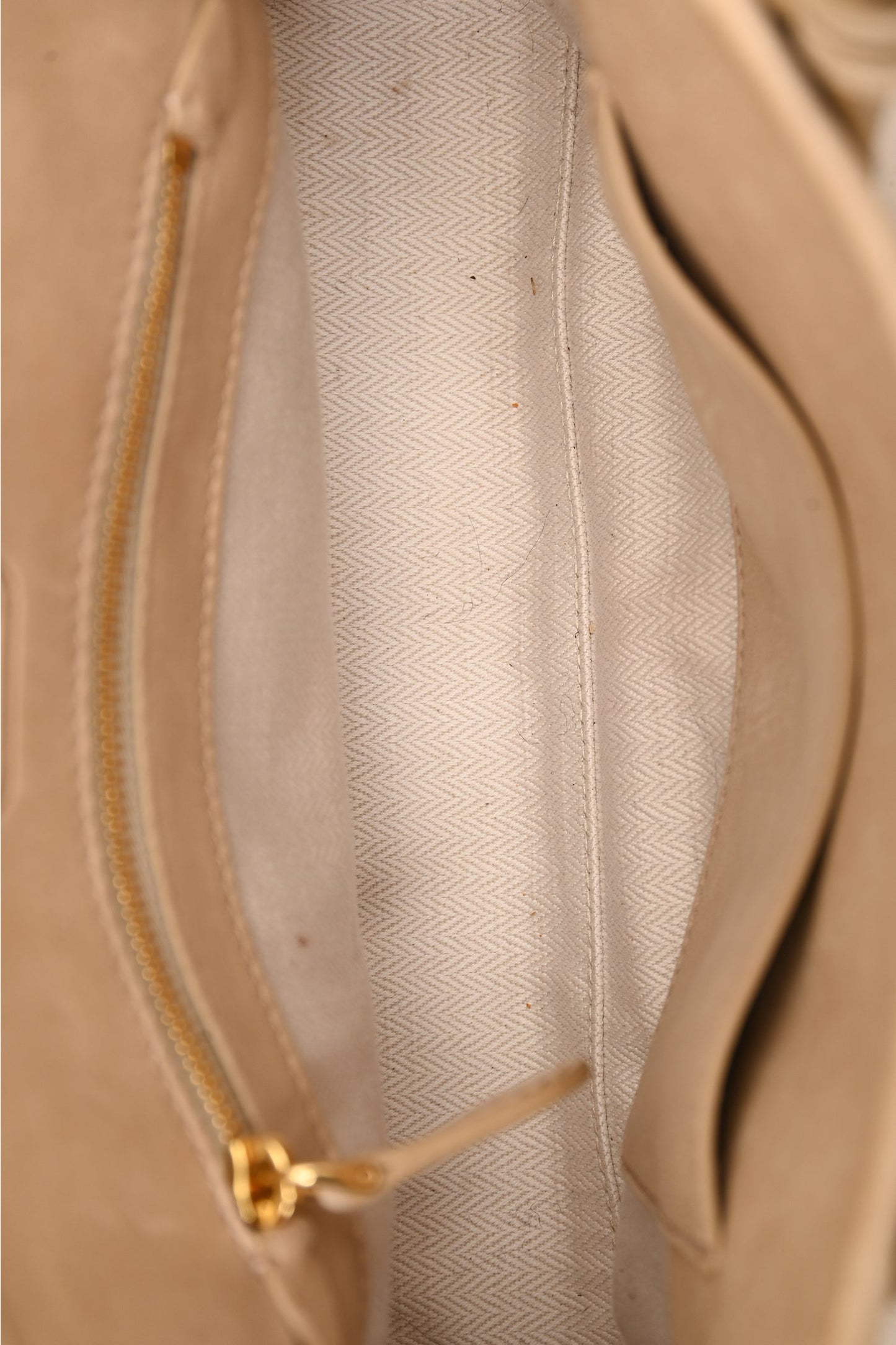 Miu Miu 2024 Runway Beige Nappa Leather Archive 2009 Aventure Top Handle Bag With Strap